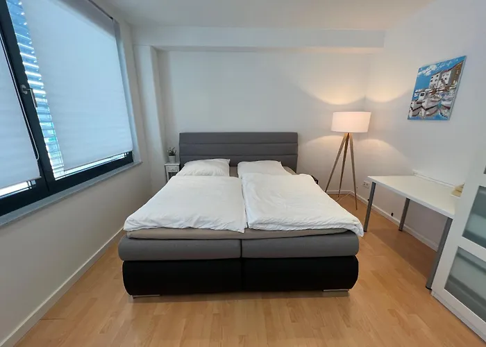 Exposky Rooms
